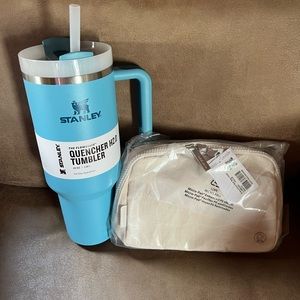 Stanley 40 oz Quencher & Lululemon Large Belt Bag